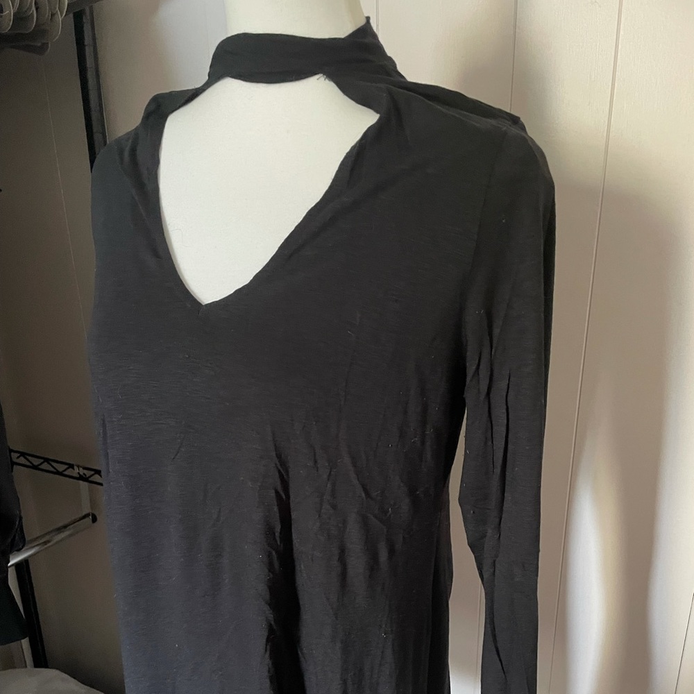 Express Choker Top